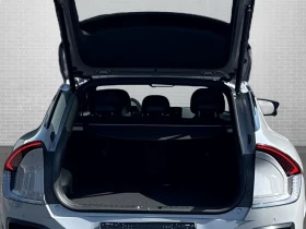 Kia EV6 GT-Line 84kWh AWD Full Spec KIA CERTIFIED WARRANTY | Auto.bg — изображение 17
