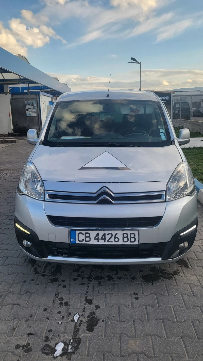 Citroen Berlingo, снимка 4 - Автомобили и джипове - 47235746