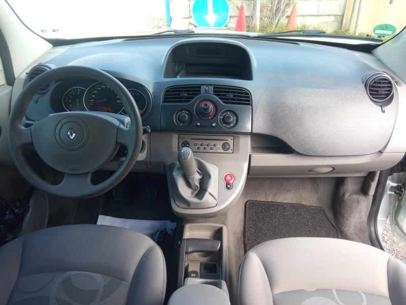 Renault Kangoo 1.6i16V , снимка 10 - Автомобили и джипове - 44906449