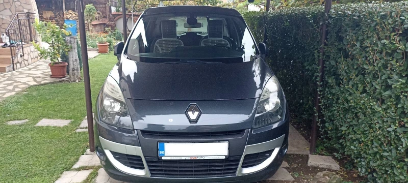 Renault Scenic, снимка 1 - Автомобили и джипове - 47971535