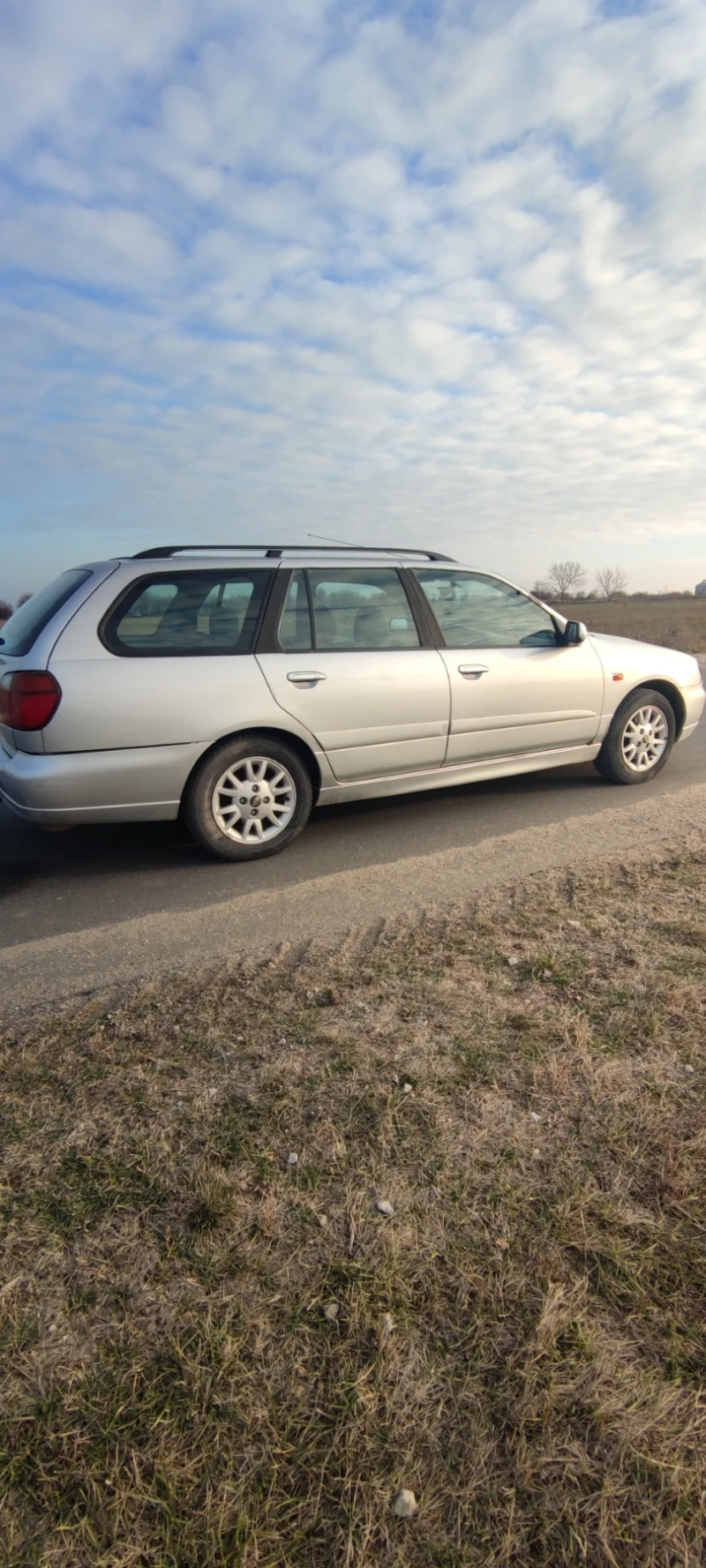 Nissan Primera Верига , перфектна семейна здрава кола, снимка 8 - Автомобили и джипове - 48721130