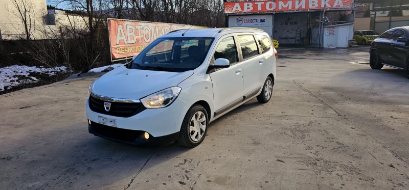 Dacia Lodgy 1.6* ЗаводскаГаз* 7МЕСТА* НАВИ* КЛИМА* ЕЛ ПАКЕТ, снимка 1 - Автомобили и джипове - 48875562