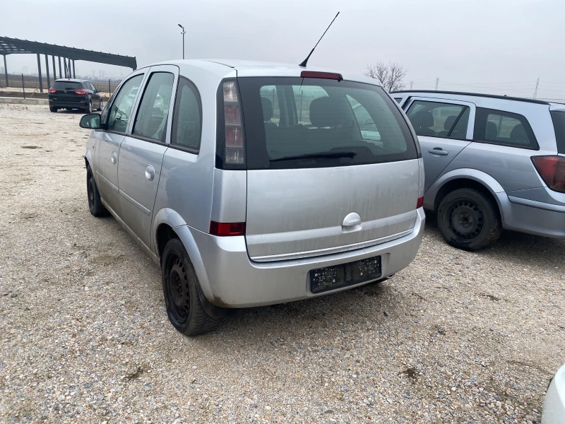 Opel Meriva 1.6 , снимка 4 - Автомобили и джипове - 49318863