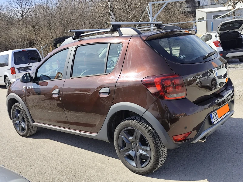 Dacia Sandero 900i/ГАЗОВА УРЕДБА* STEPWAY* EURO6B* NAVI* , снимка 4 - Автомобили и джипове - 49434968