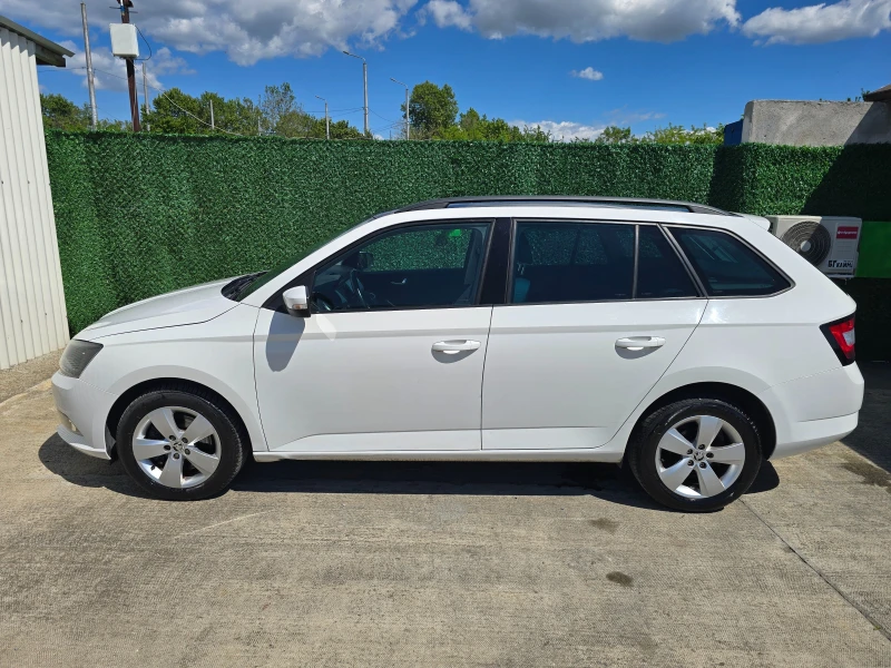 Skoda Fabia 1.2TSI 4 цилиндъра * ПАНОРАМА * НАВИГАЦИЯ , снимка 2 - Автомобили и джипове - 50364133