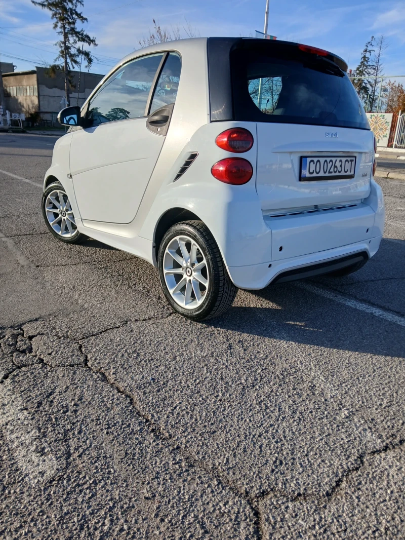 Smart Fortwo, снимка 4 - Автомобили и джипове - 52507755