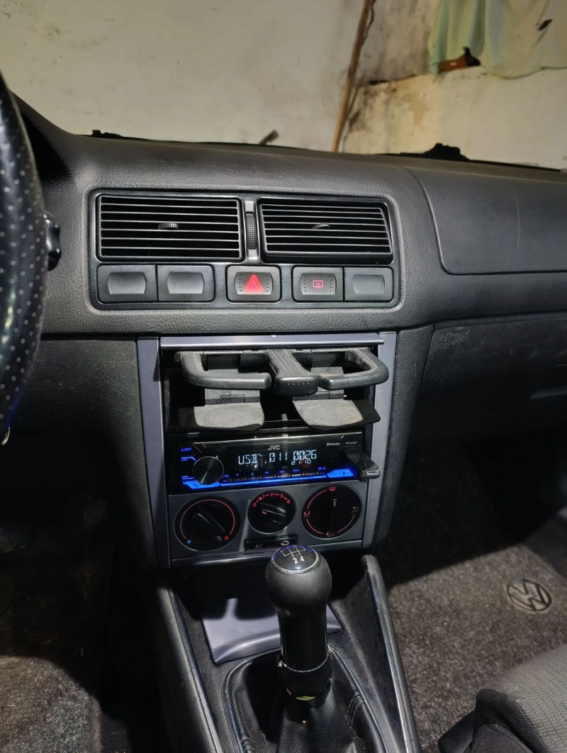 VW Golf Variant, снимка 7 - Автомобили и джипове - 53211344