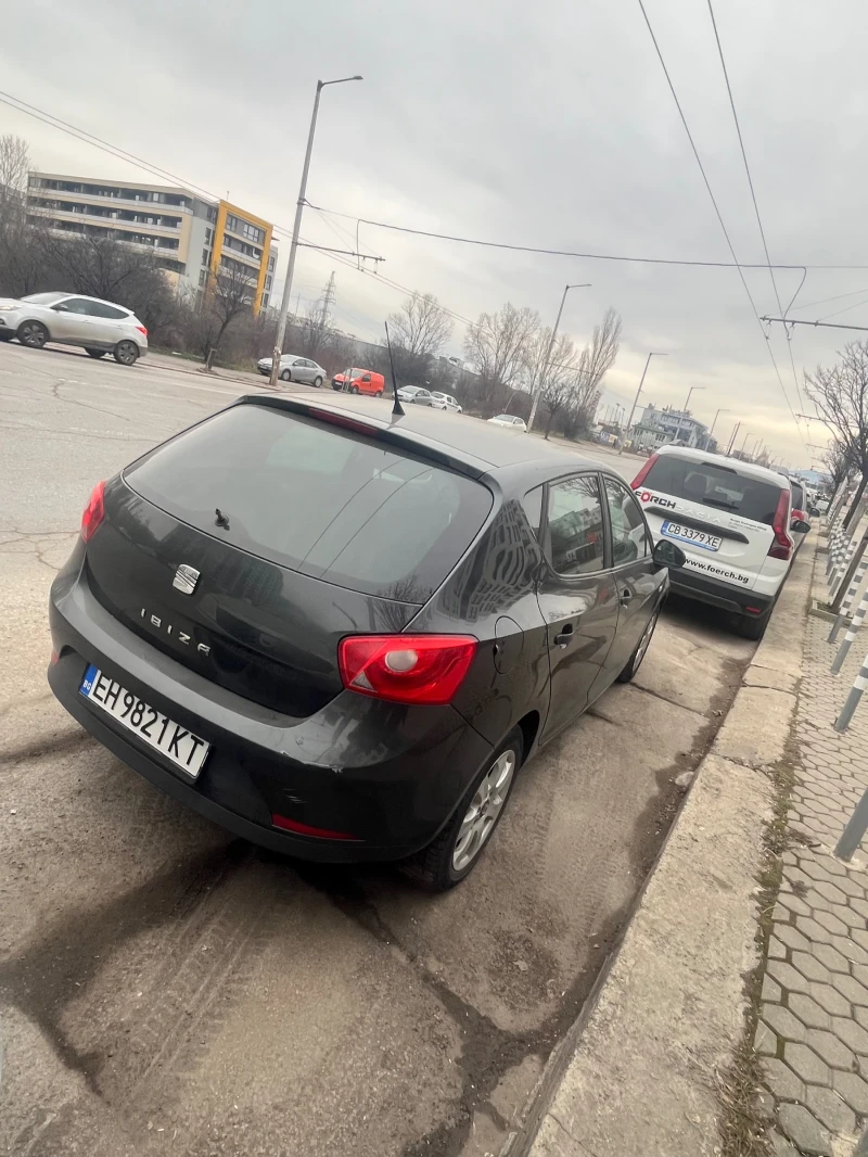 Seat Ibiza 1.2 бензин, снимка 10 - Автомобили и джипове - 53495036