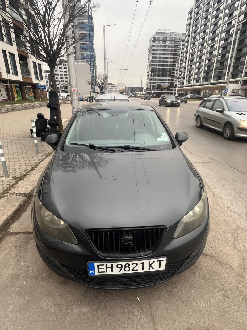 Seat Ibiza 1.2 бензин, снимка 6 - Автомобили и джипове - 53495036