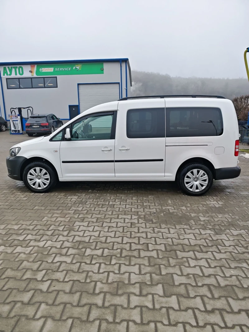 VW Caddy Макси-пътнически 6+ 1, снимка 6 - Автомобили и джипове - 53565376