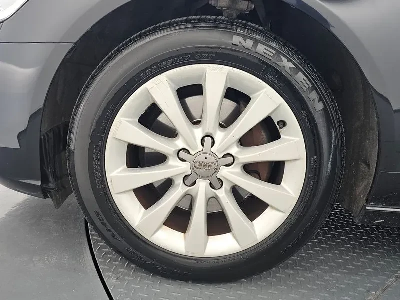 Audi A6 2.0 TDI, снимка 5 - Автомобили и джипове - 55056590
