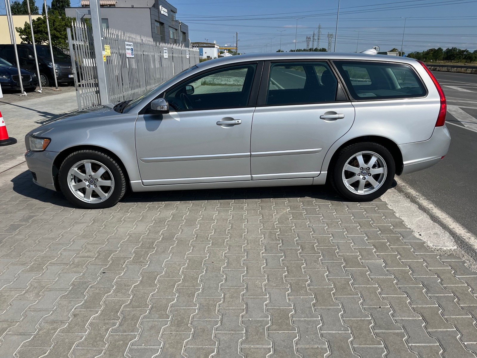 Volvo V50 2.0 D 136k.c - изображение 3