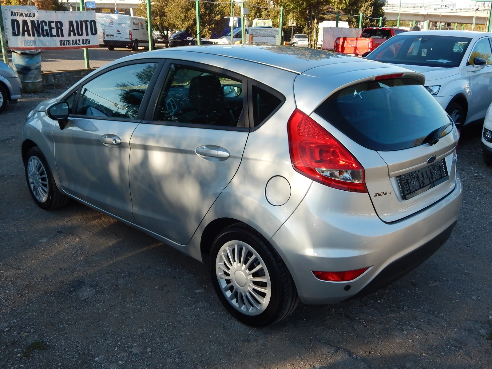 Ford Fiesta 1.4i* GPL* ПЕРФЕКТНА*  - изображение 6