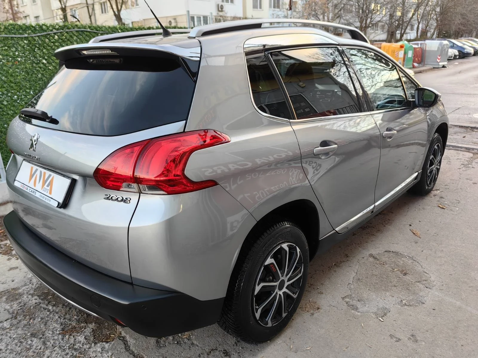 Peugeot 2008 1.6i-120к.с* Allure* Нави* Парктроник*  - изображение 4