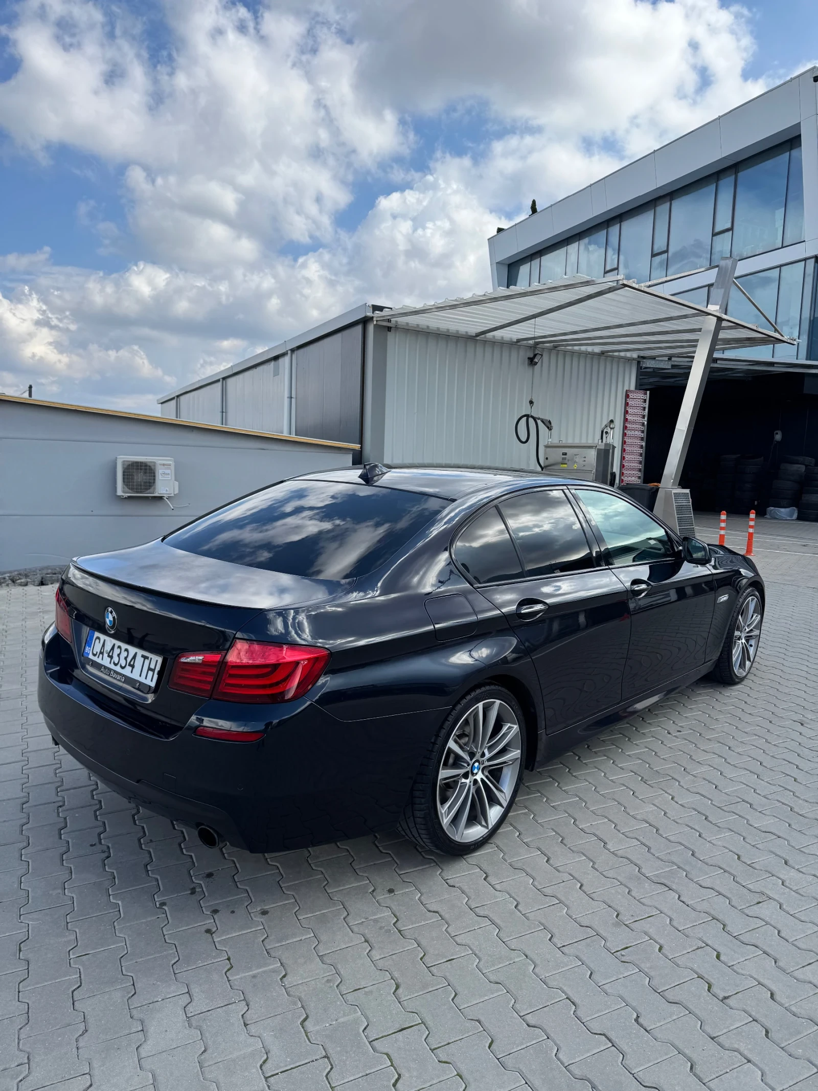 BMW 535 ЧИСТО НОВ МОТОР sat soft close dynamic keyless - изображение 4