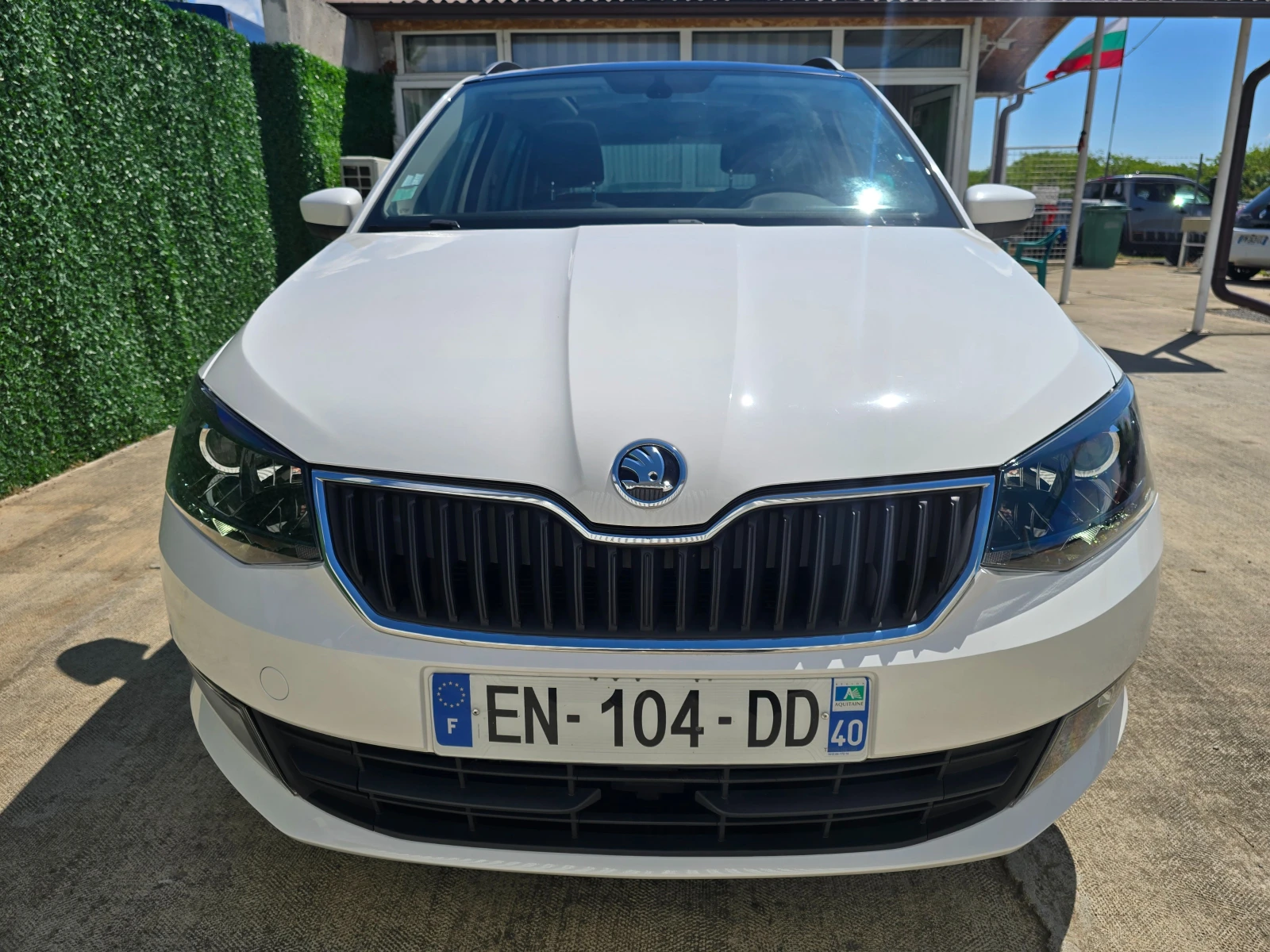 Skoda Fabia 1.2TSI 4 цилиндъра * ПАНОРАМА * НАВИГАЦИЯ  - изображение 8