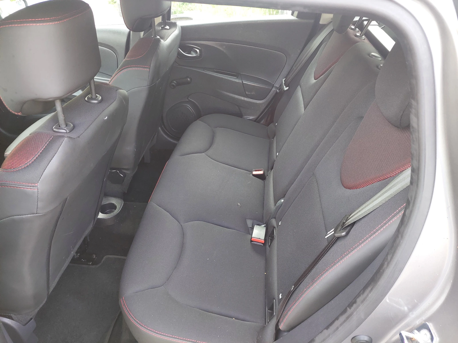 Renault Clio 1, 5dci 75ps EURO6 - изображение 6