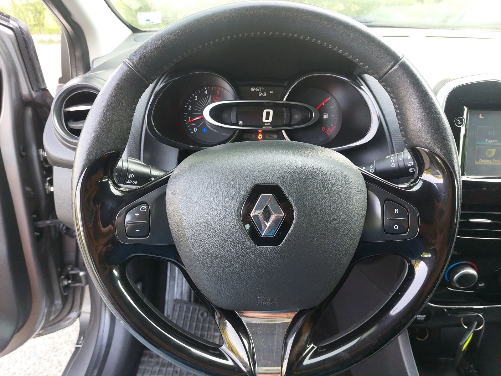 Renault Clio 1, 5dci 75ps EURO6 - изображение 9