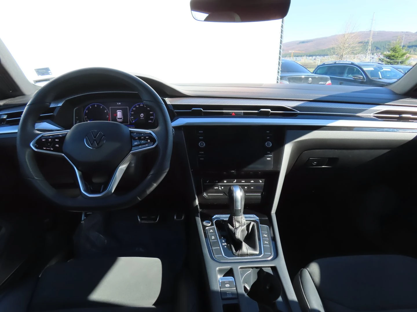 VW Arteon R-Line 2.0 TSI OPF 4MOTION DSG, снимка 10 - Автомобили и джипове - 54520774