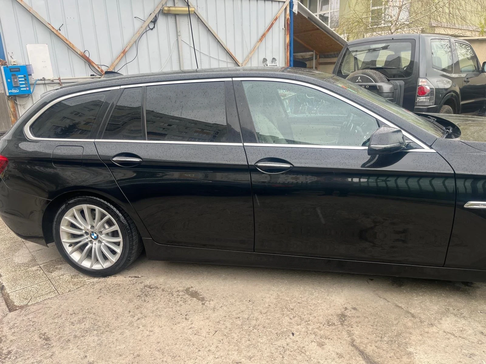 BMW 525 X Drive, снимка 16 - Автомобили и джипове - 53523598