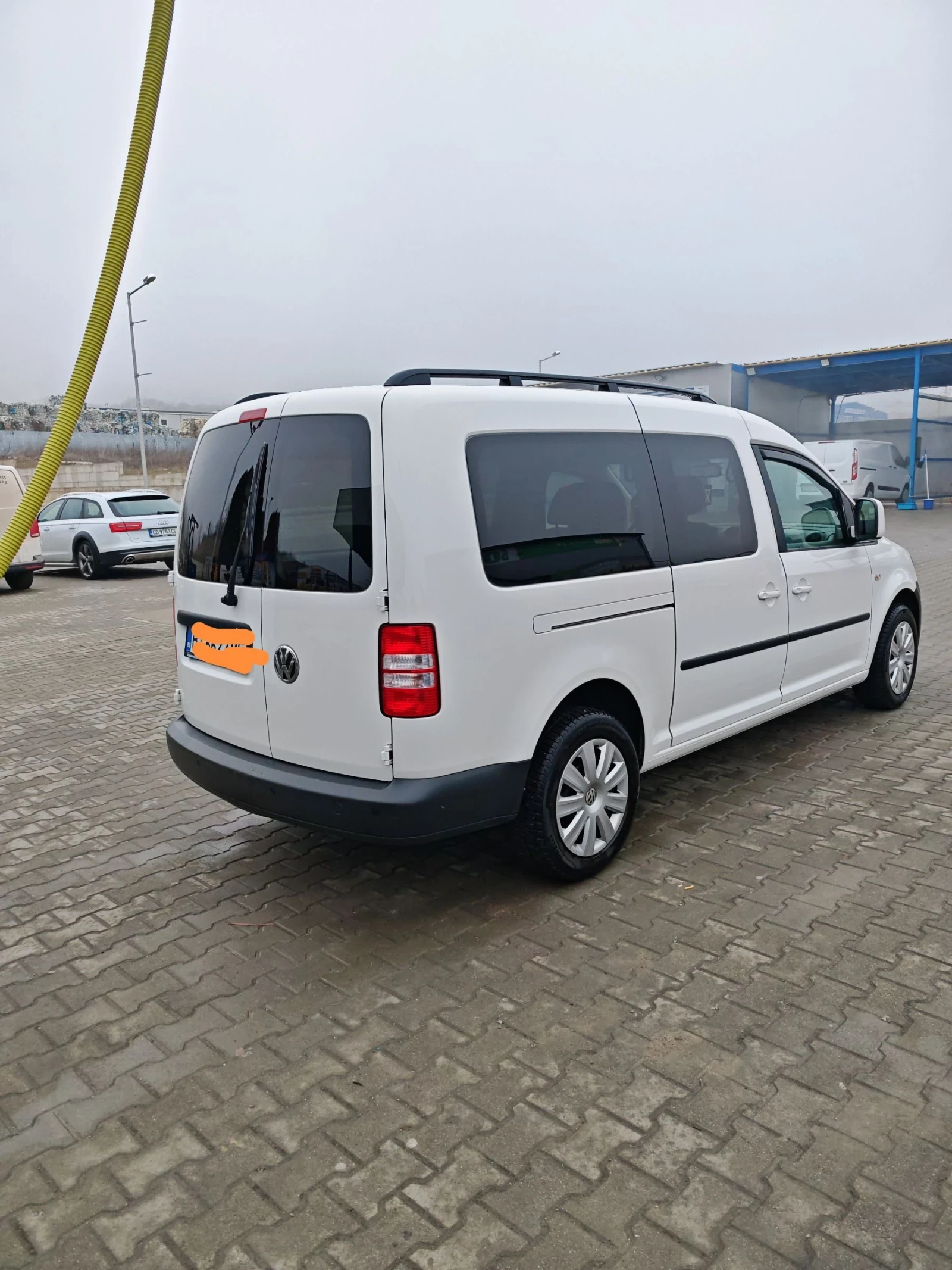 VW Caddy Макси-пътнически 6+ 1 - изображение 3