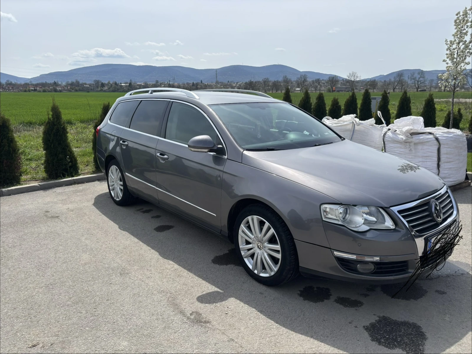 VW Passat 2.0 TDI, снимка 3 - Автомобили и джипове - 53682224
