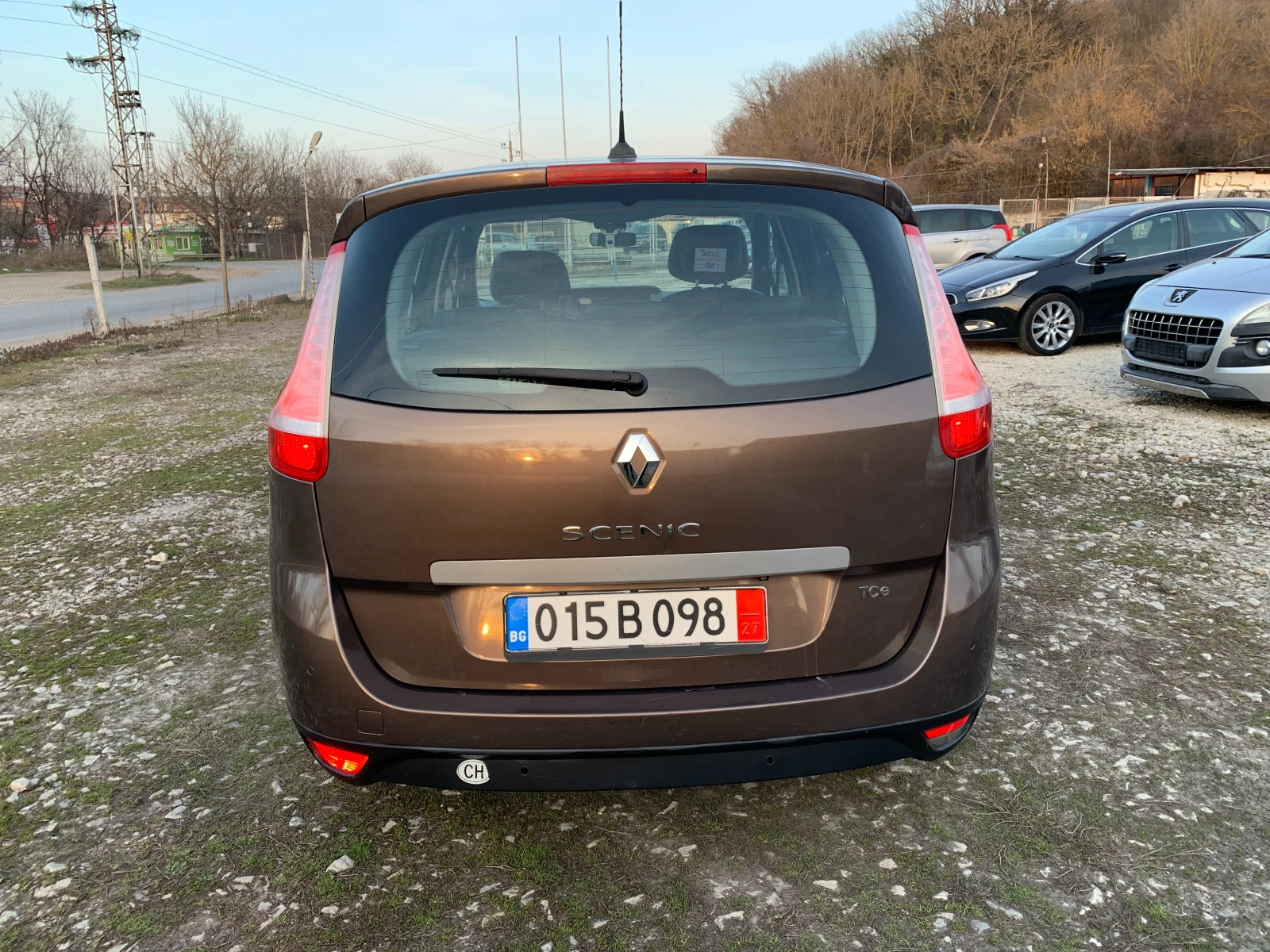 Renault Grand scenic 1.4 ШВЕЙЦАРИЯ, снимка 5 - Автомобили и джипове - 53898982