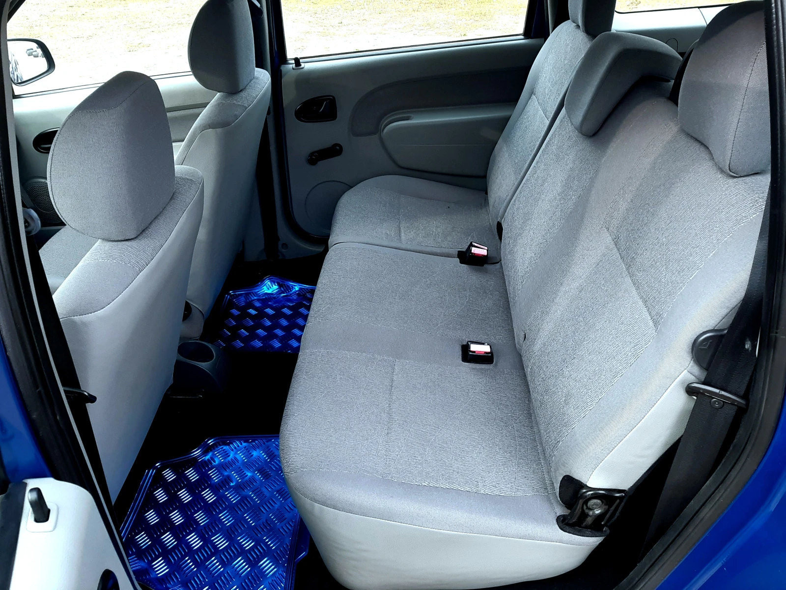 Dacia Logan КЛИМА-FACELIFT ! ! ! , снимка 14 - Автомобили и джипове - 53978833