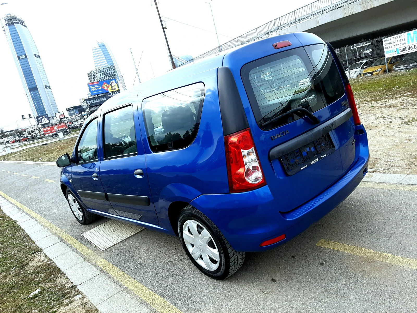 Dacia Logan КЛИМА-FACELIFT ! ! ! , снимка 4 - Автомобили и джипове - 53978833