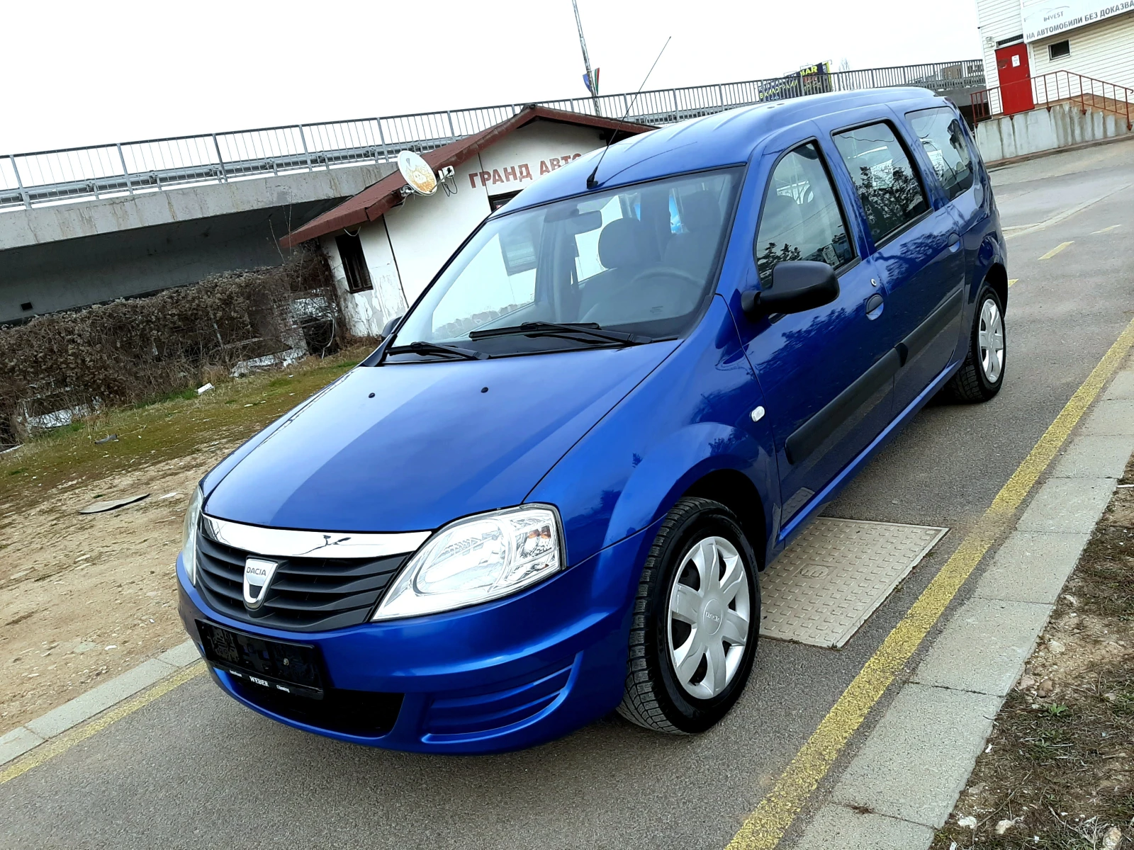 Dacia Logan КЛИМА-FACELIFT ! ! ! 