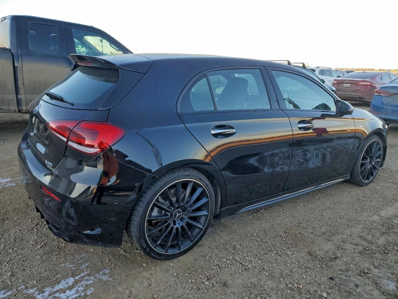 Mercedes-Benz A 35 4Matic, снимка 3 - Автомобили и джипове - 54175116