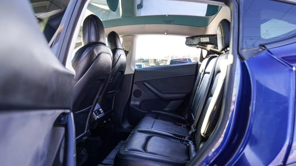 Tesla Model Y Long Range AWD* PANORAMA* ПОДГРЕВ* 360 CAM* , снимка 10 - Автомобили и джипове - 54210881