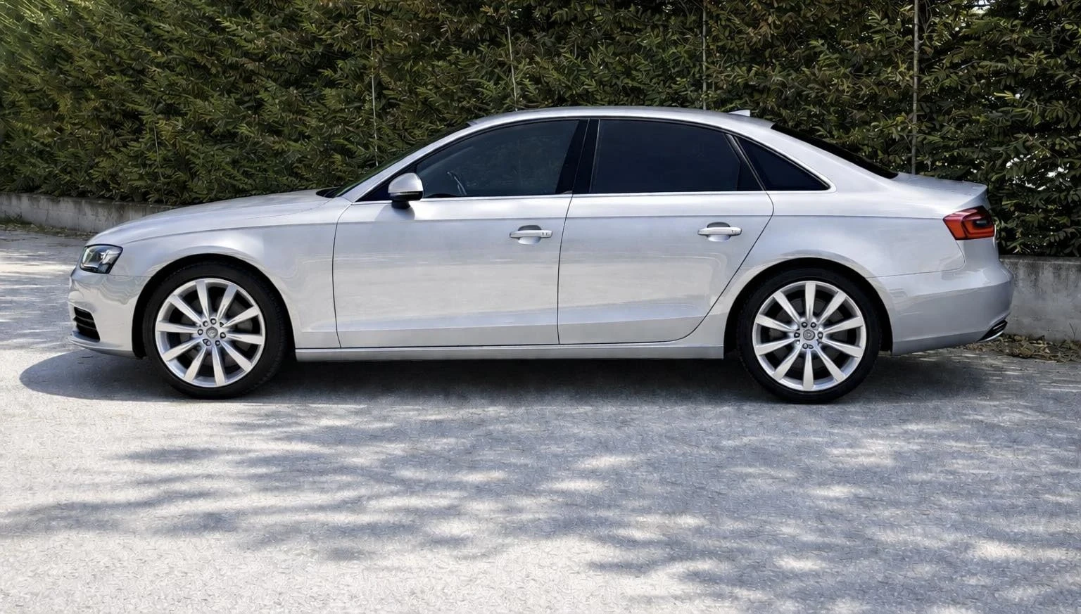 Audi A4, снимка 3 - Автомобили и джипове - 54440661