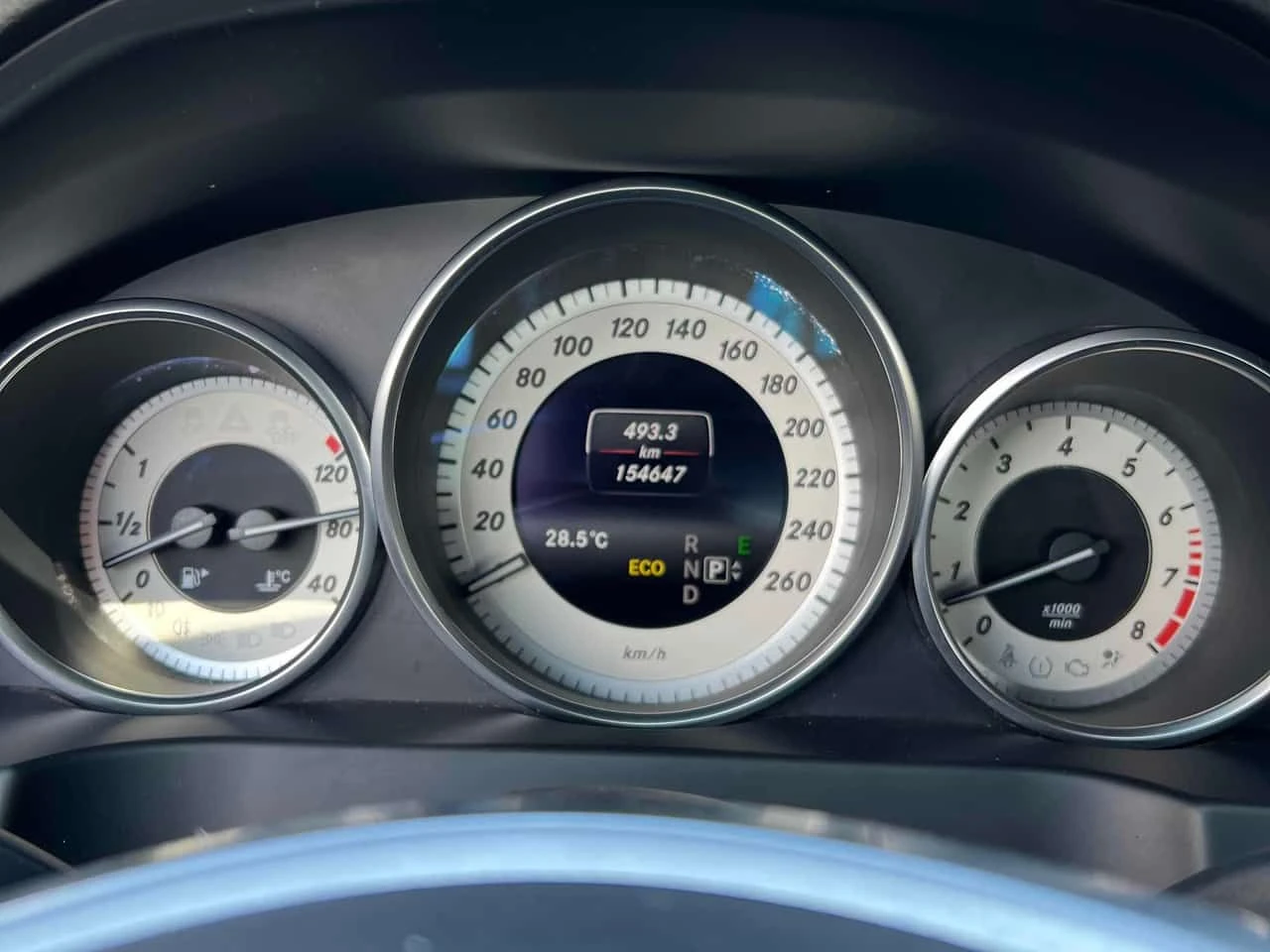 Mercedes-Benz E 350 АМГ ПАКЕТ/CARFAX/ЗАДНО/ОБДУХ/ПОДГРЕВ/МАСАЖИ/КЛИП, снимка 8 - Автомобили и джипове - 55073476