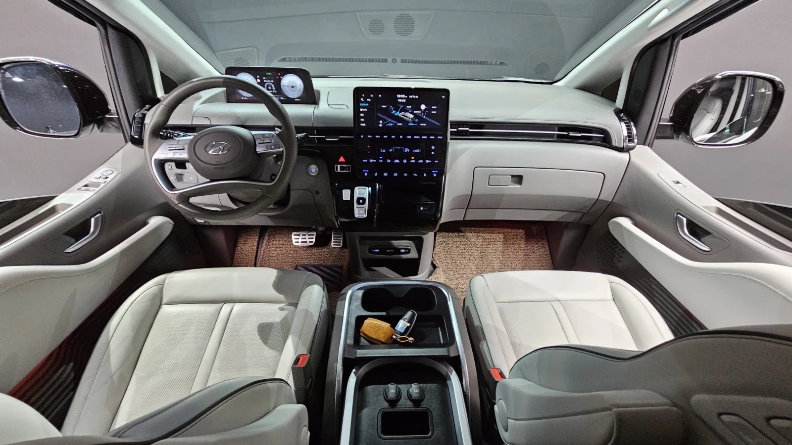 Hyundai Staria Limousine* BLIND SPOT* 360* ОБДУХВАНЕ* КРАЙНА ЦЕНА, снимка 7 - Автомобили и джипове - 55409134