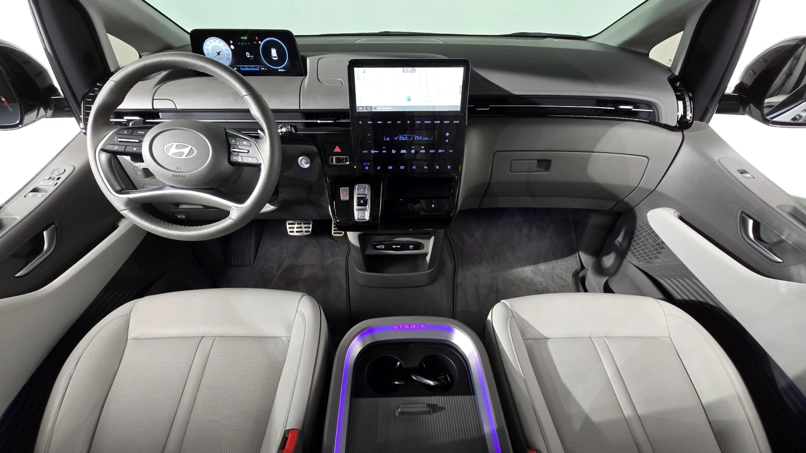 Hyundai Staria Inspiration* BOSE* 360* ЕЛ. БАГАЖНИК* КРАЙНА ЦЕНА, снимка 7 - Автомобили и джипове - 55409134