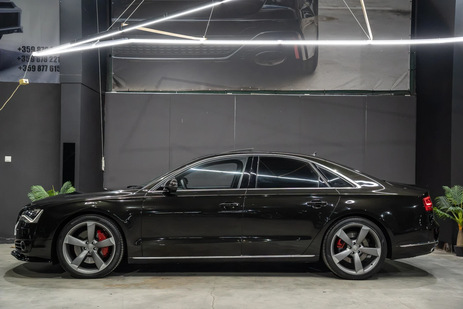 Audi A8 4.2TDI /FULL LED/3xTV/B&O/MEMORY/NIGHT VISION/DIST, снимка 8 - Автомобили и джипове - 55576927