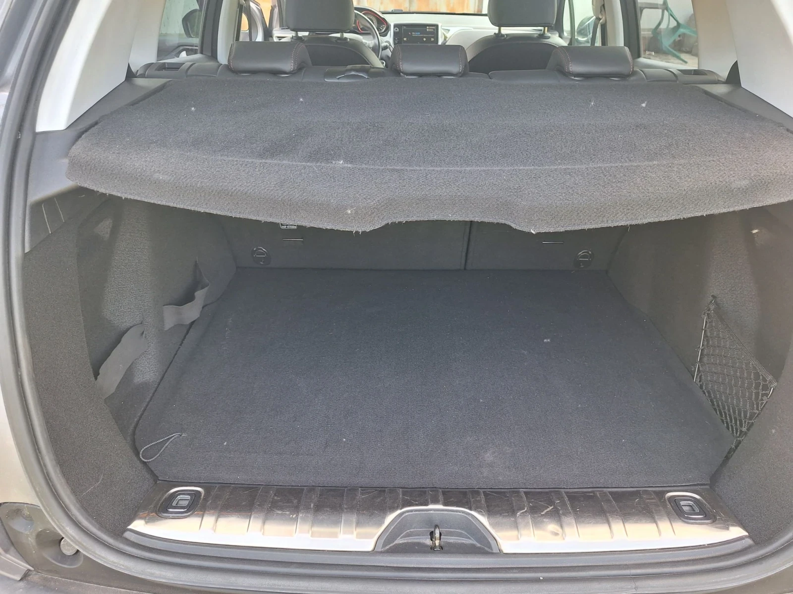 Peugeot 2008 GT line, снимка 13 - Автомобили и джипове - 55629550