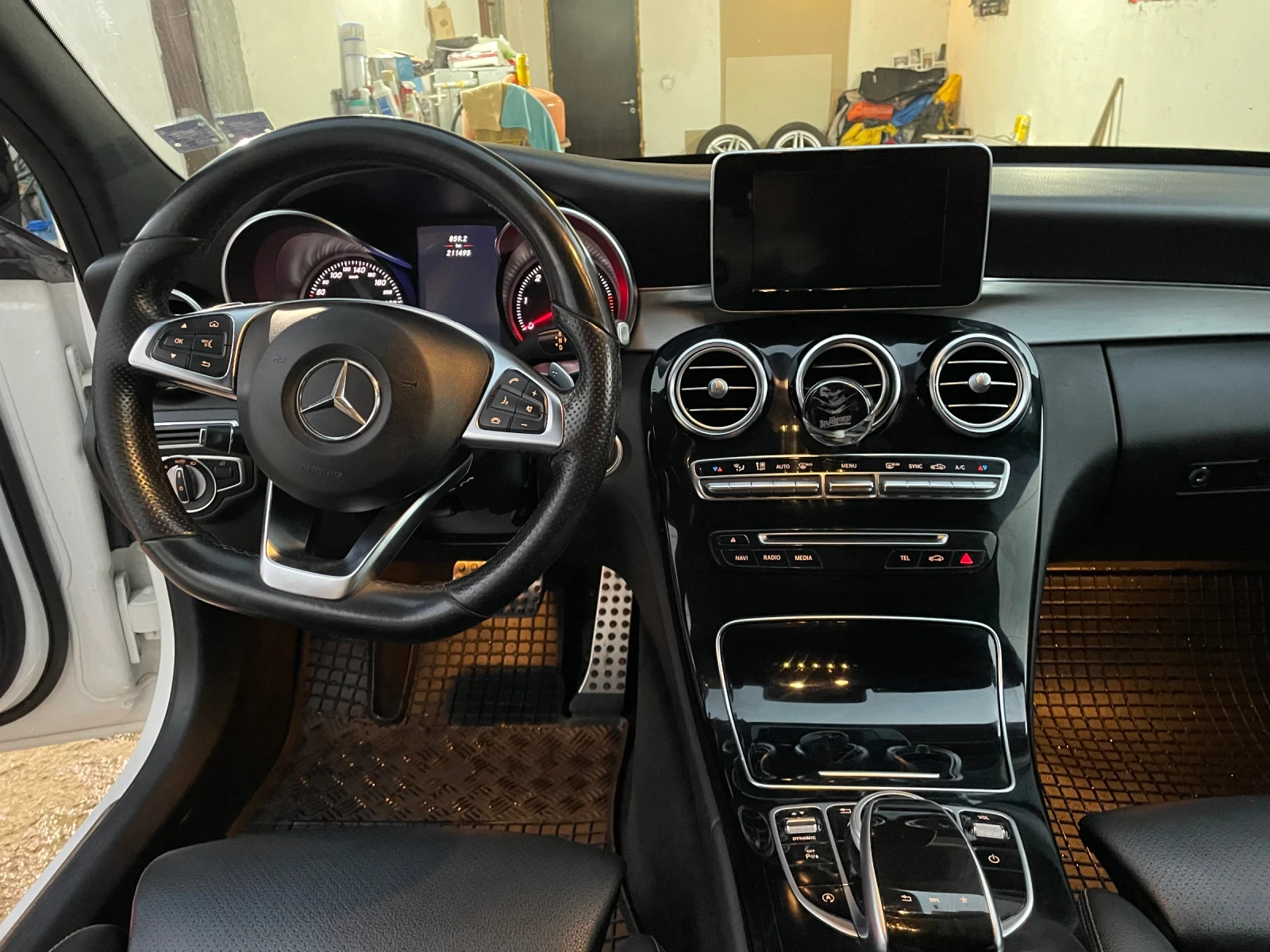 Mercedes-Benz C 220 9Gtronik, снимка 11 - Автомобили и джипове - 56165178