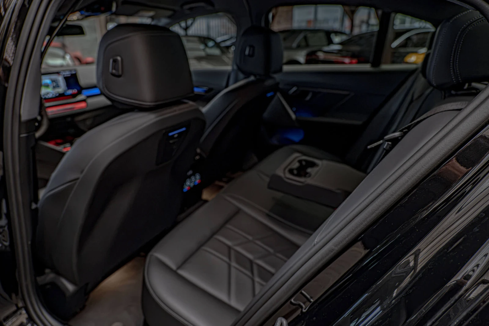 BMW 550 M-Tech e/xDrive/HuD/������ 360/Adaptive Drive/���� | Mobile.bg � ����������� 9