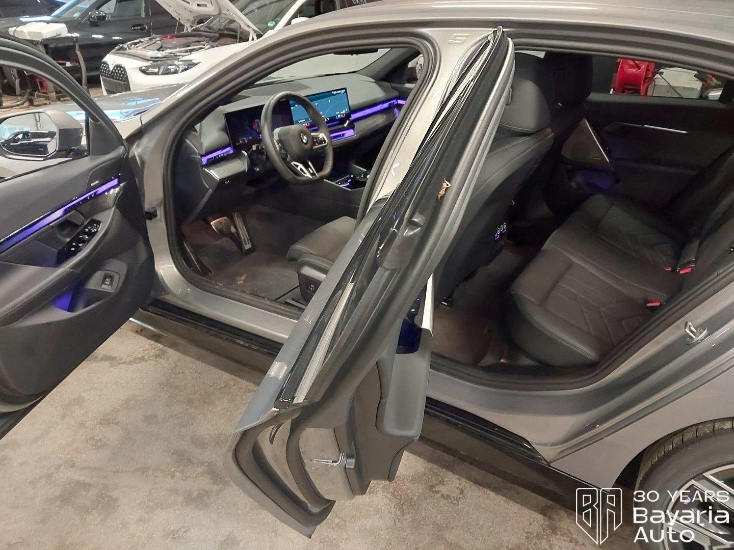 BMW 520 i Steptronic, снимка 5 - Автомобили и джипове - 56506247