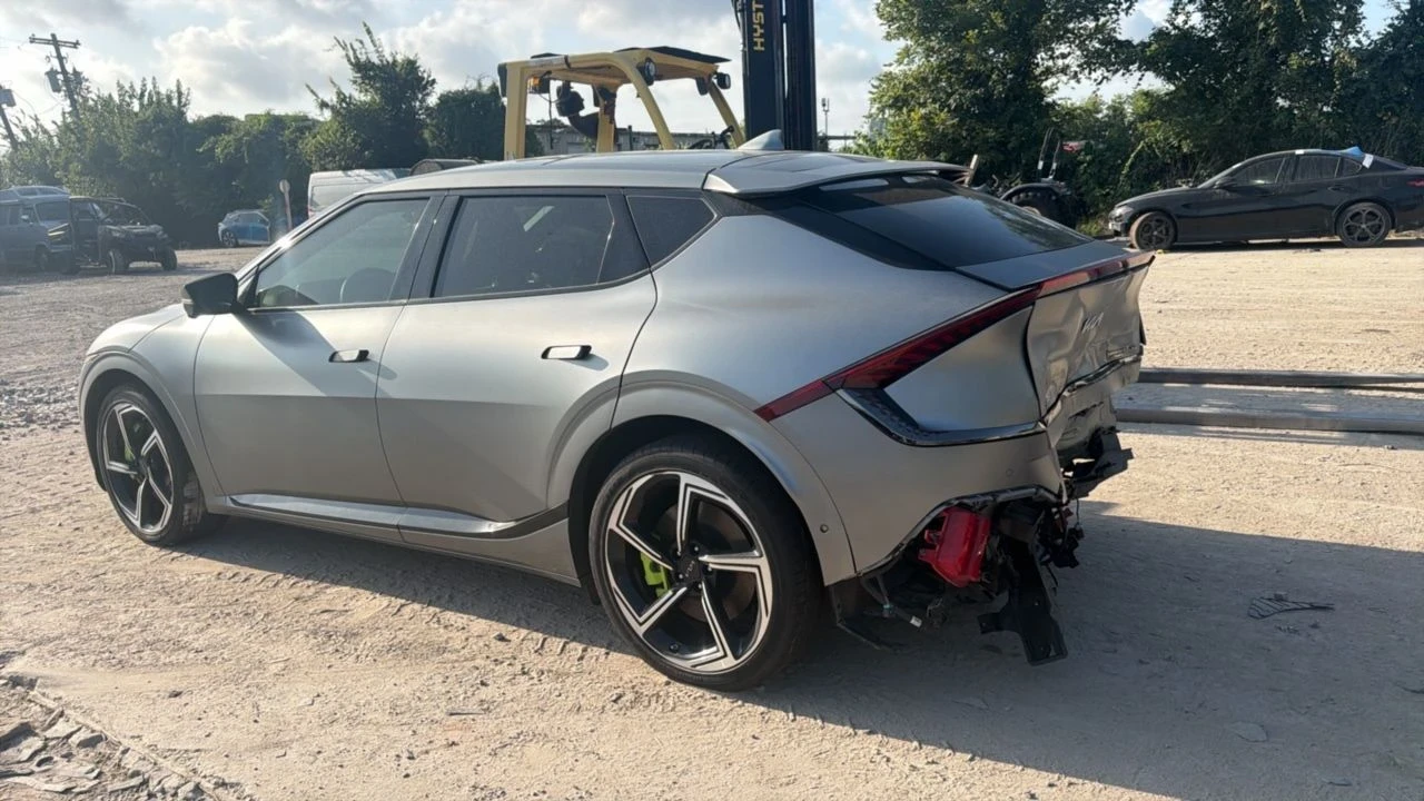 Kia EV6 GT585, снимка 4 - Автомобили и джипове - 56717105