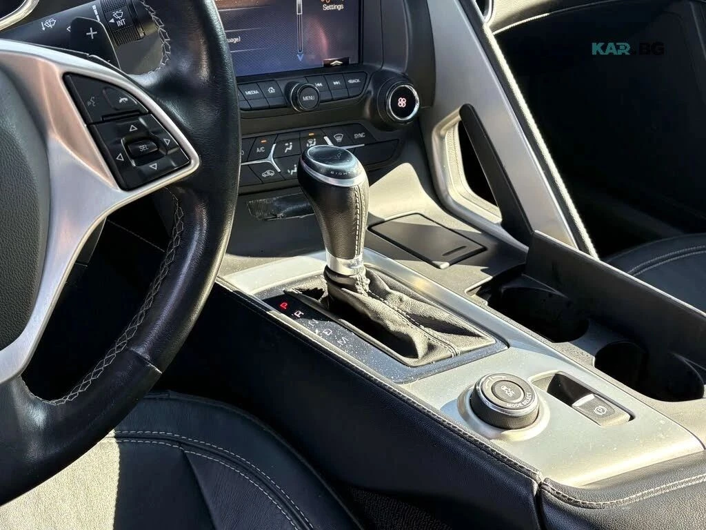 Chevrolet Corvette, снимка 11 - Автомобили и джипове - 56727294