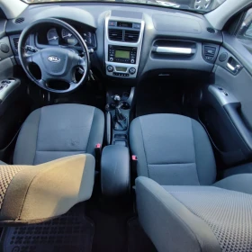 Kia Sportage PILOT* 2.0i* FACELIFT* KLIMATRONIK* 4X4*  | Mobile.bg � ����� ������ 10