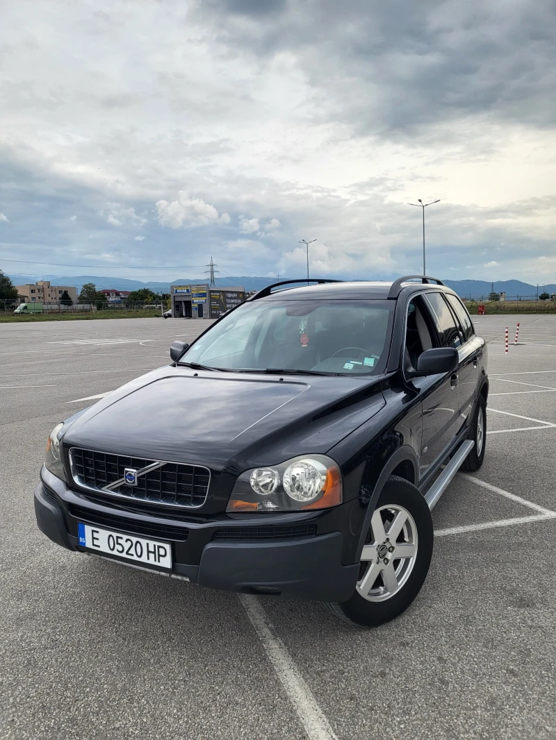 Volvo Xc90 2.4 * Запазен * Регистриран* Уникат * , снимка 1 - Автомобили и джипове - 47452152