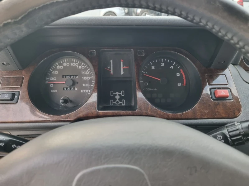 Mitsubishi Pajero 2.5tdi klima 4x4, снимка 10 - Автомобили и джипове - 47802945