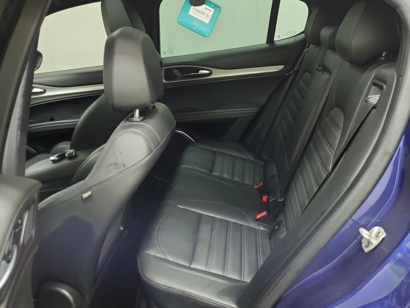 Alfa Romeo Stelvio TI Sport AWD 280кс * Възможност за Лизинг* , снимка 11 - Автомобили и джипове - 53480245