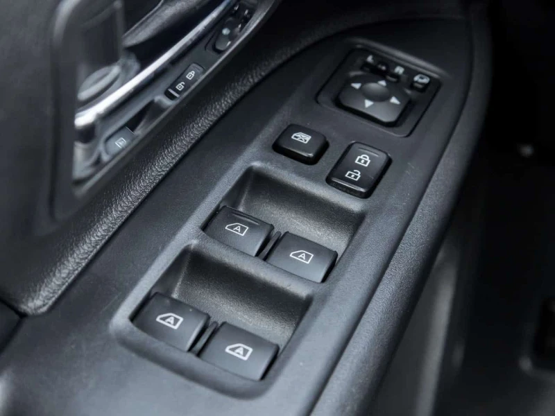 Mitsubishi Outlander * CARFAX * ЦЕНА ДО БГ, снимка 11 - Автомобили и джипове - 53571532