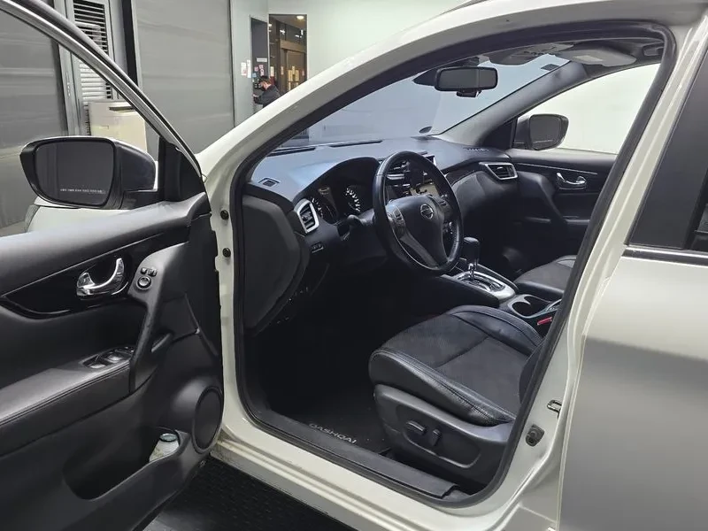 Nissan Qashqai 1.6 SI | Mobile.bg � ����������� 10