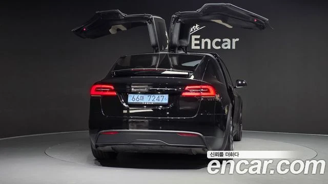 Tesla Model X, снимка 4 - Автомобили и джипове - 56282139